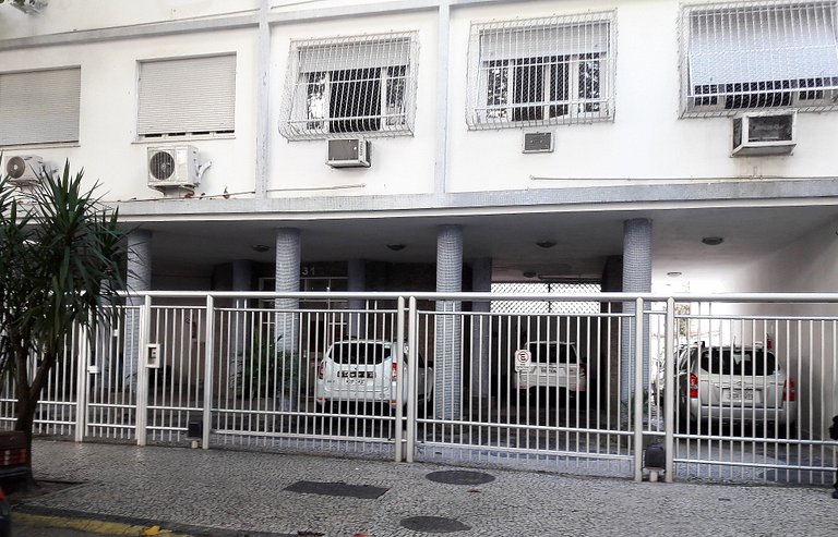 Lindo apto estilo vintage na melhor zona do Leblon
