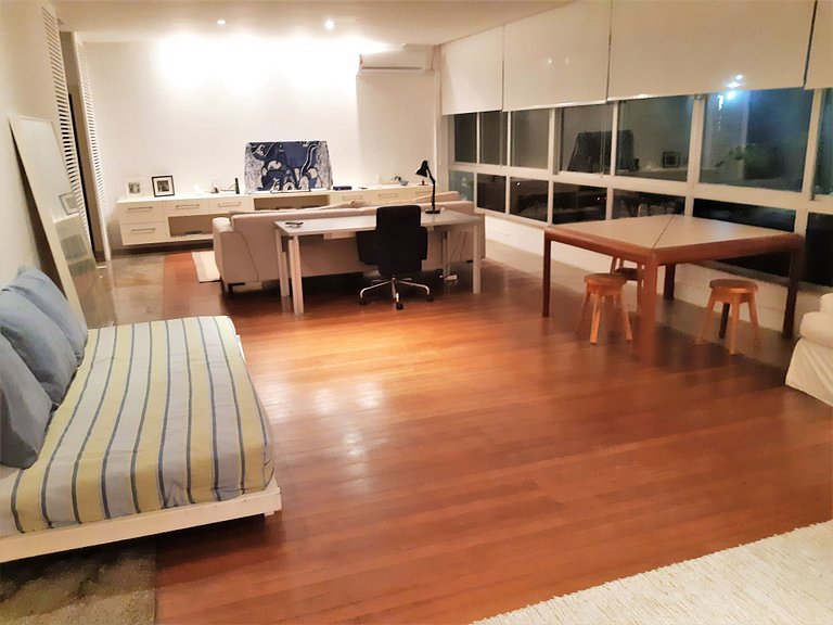 3 bedrooms beach front