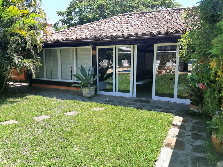 Cozy beach house in Buzios