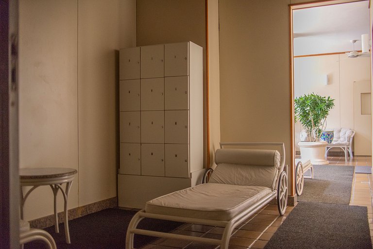 Apto com serviços e vista ao mar, Lagoa e Cristo