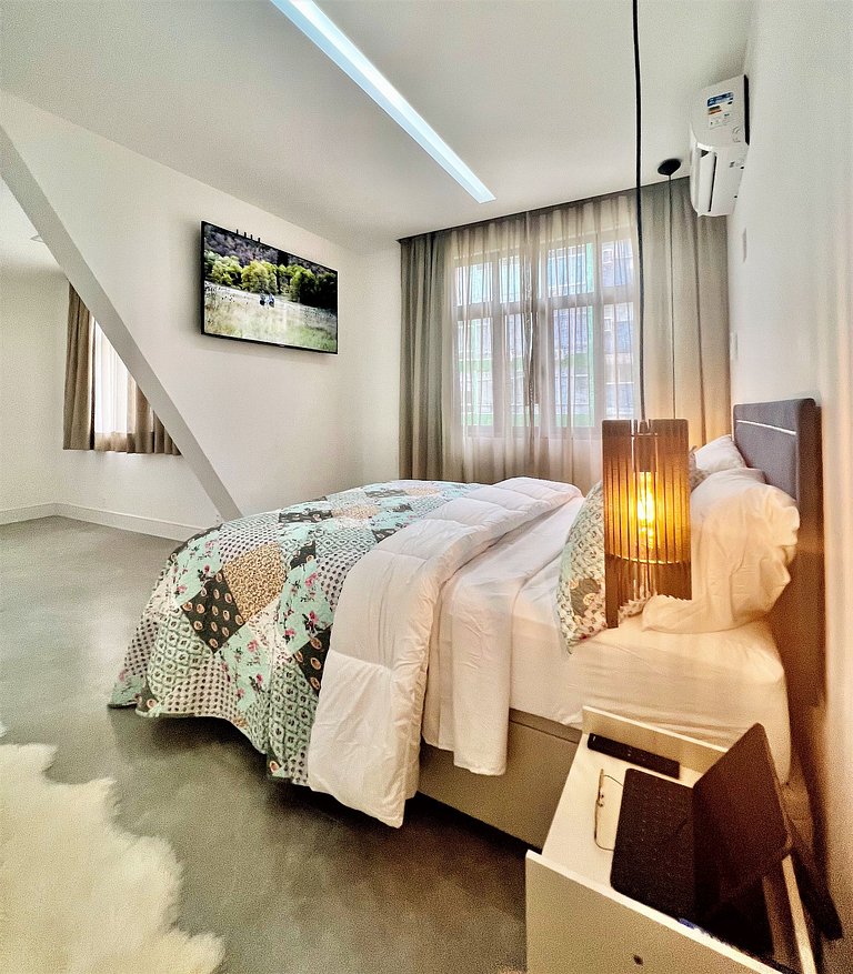 Apartamento alto padrão 1 quadra da praia