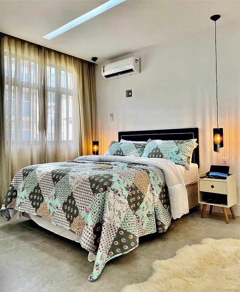 Apartamento alto padrão 1 quadra da praia