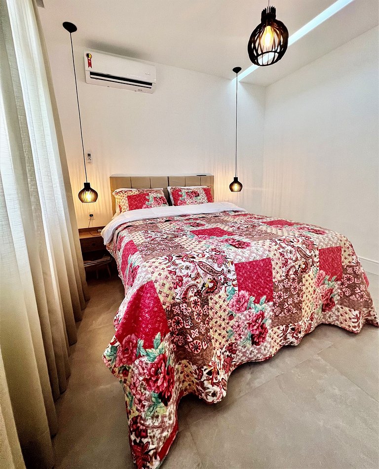 Apartamento alto padrão 1 quadra da praia