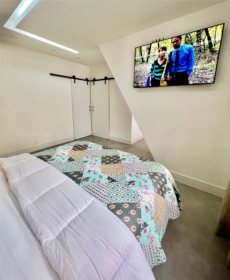 Apartamento alto padrão 1 quadra da praia