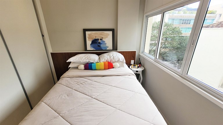 Apartamento reformado melhor ponto de Ipanema