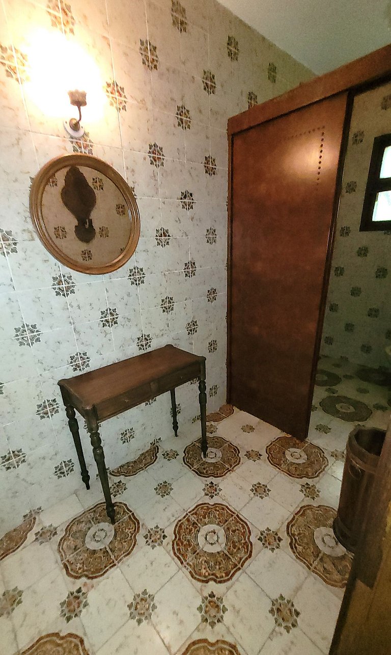 Casa de montanha com piscina e muito verde
