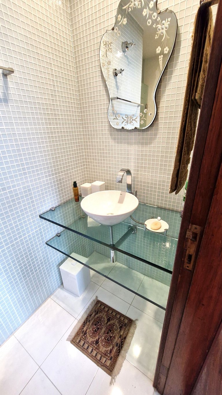 Apartamento silencioso, arejado e bem iluminado