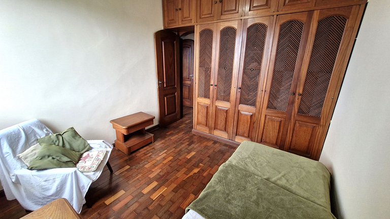 Apto linda vista para 5 pessoas LB205B