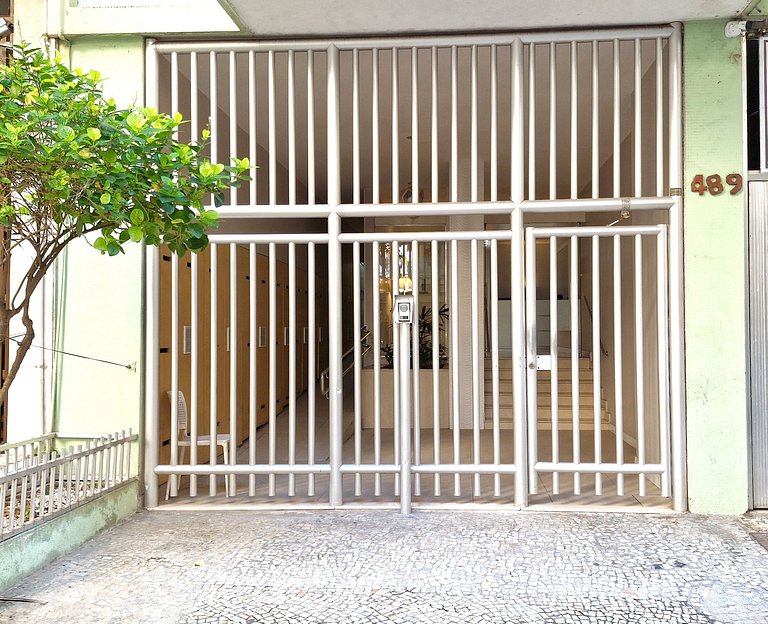 Comfort and privacy close to the metro station