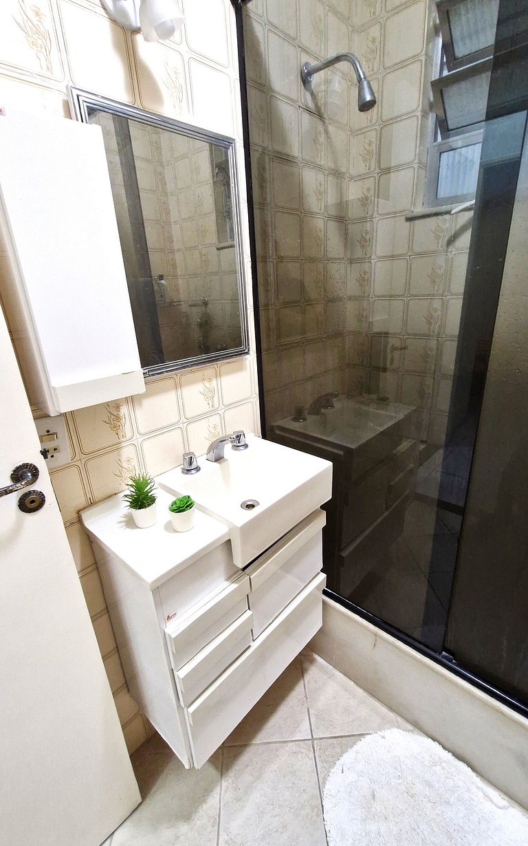 Comfort and privacy close to the metro station