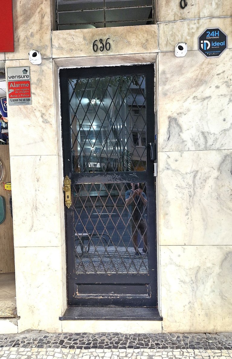 Apartamento silencioso recem reformado