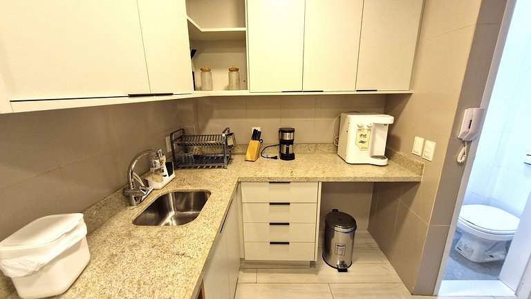 Quiet apartment recently renovated