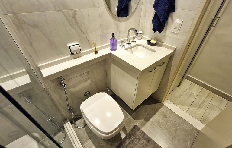 Apartamento silencioso recem reformado