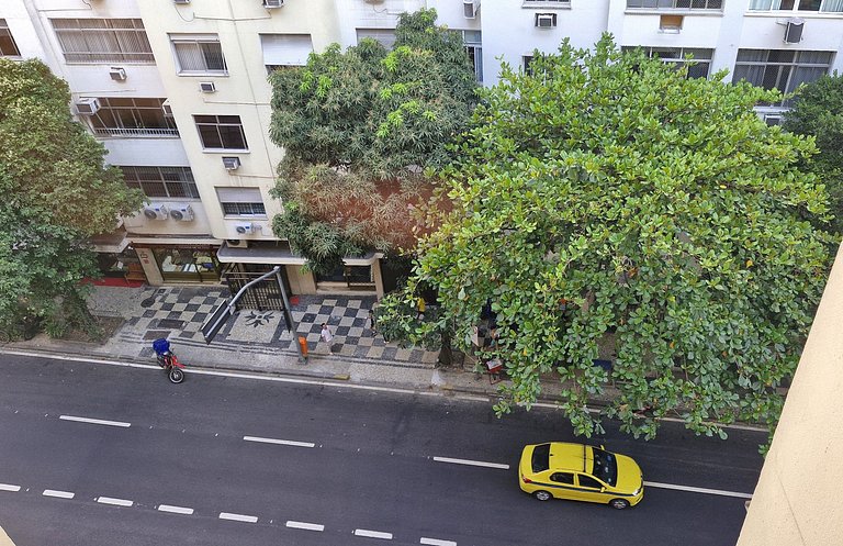 Apartamento silencioso recem reformado