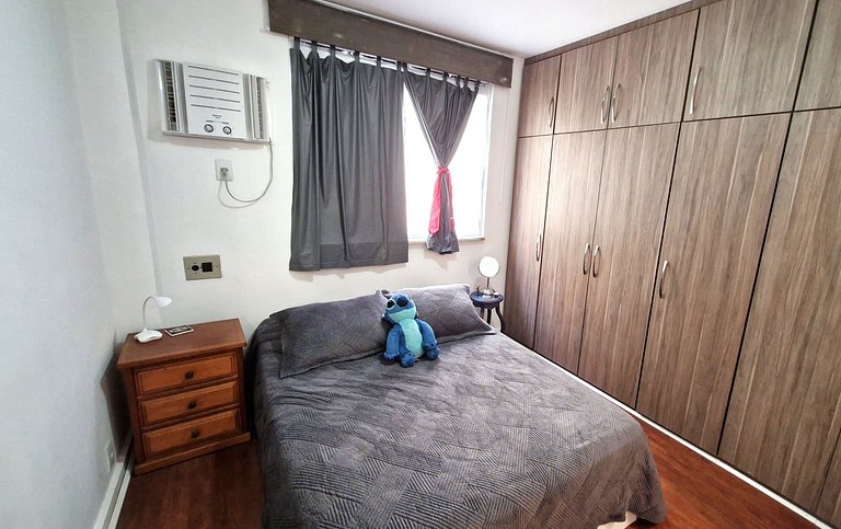 Quarto e sala proximo a praia