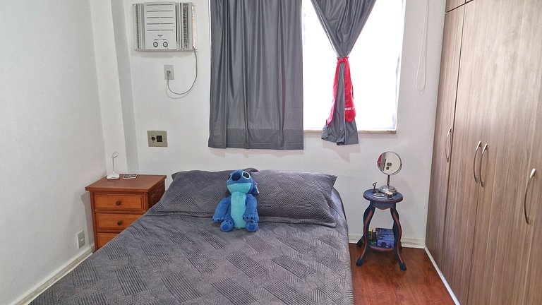 Quarto e sala proximo a praia