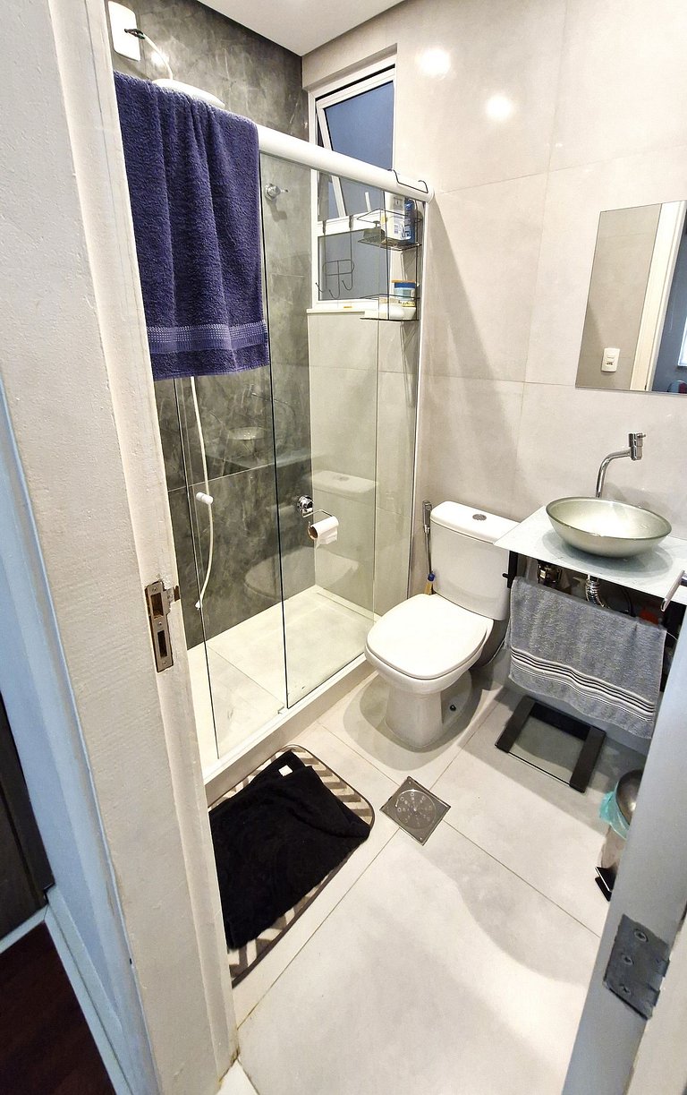 Quarto e sala proximo a praia