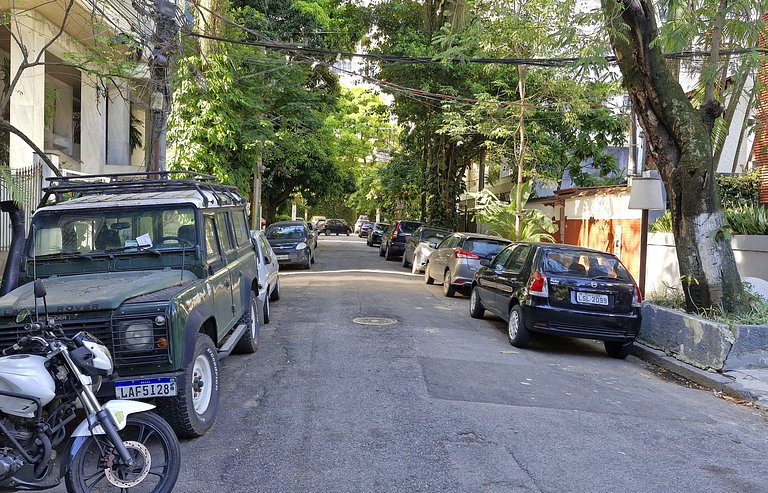 Apto silencioso perto ao Jardim Botânico