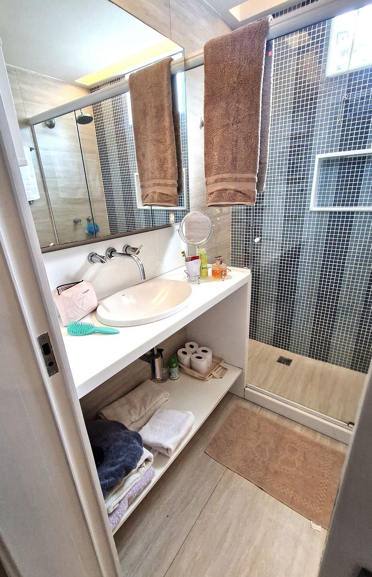Apto silencioso perto ao Jardim Botânico