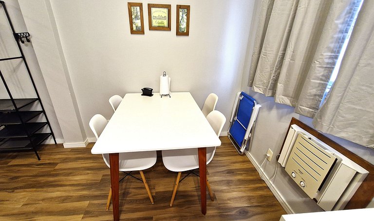 New studio just 1 block from the beach