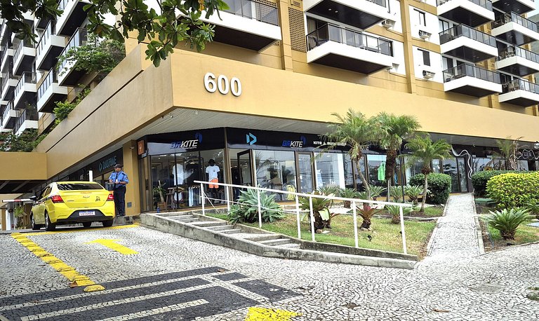 Flat frente mar com serviços
