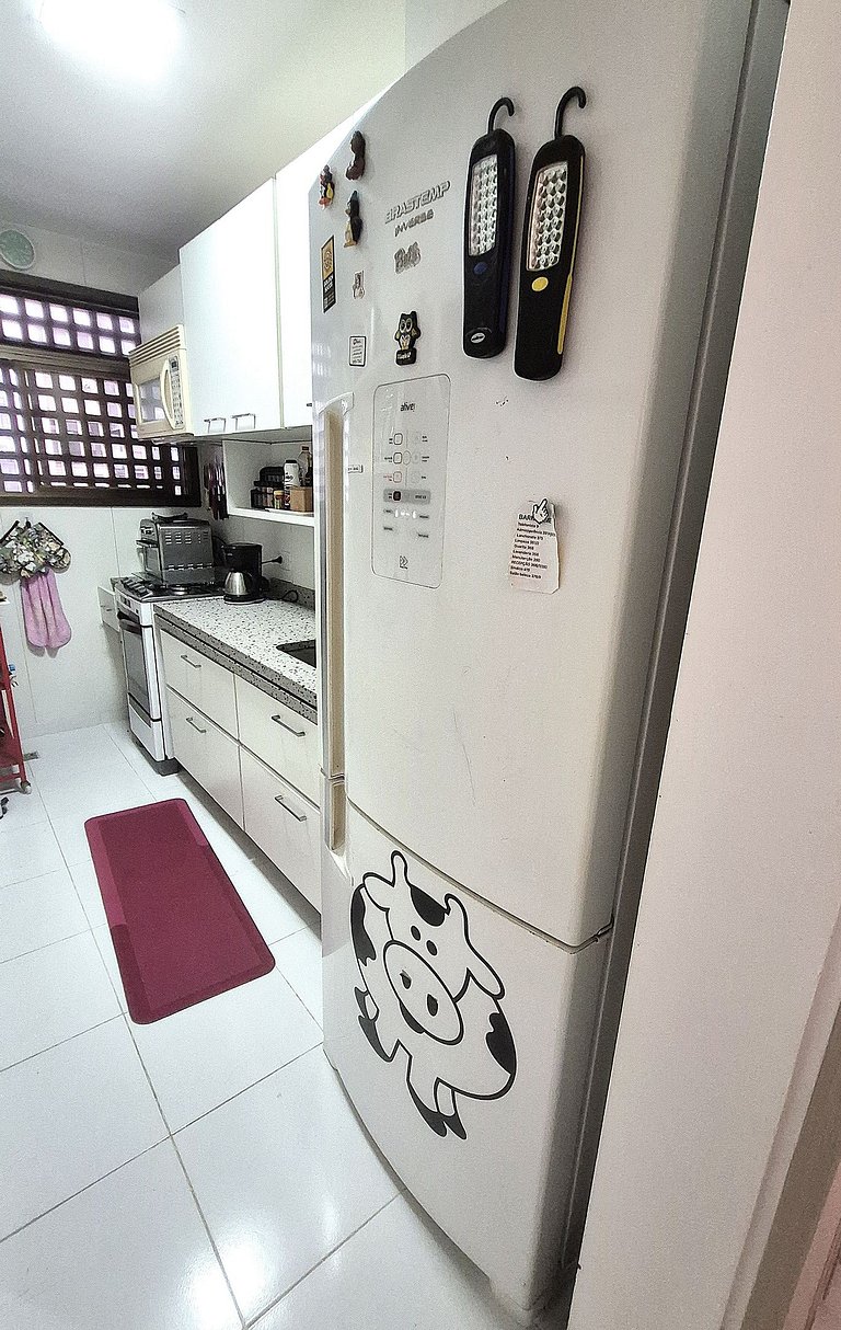 Seafront flat with services