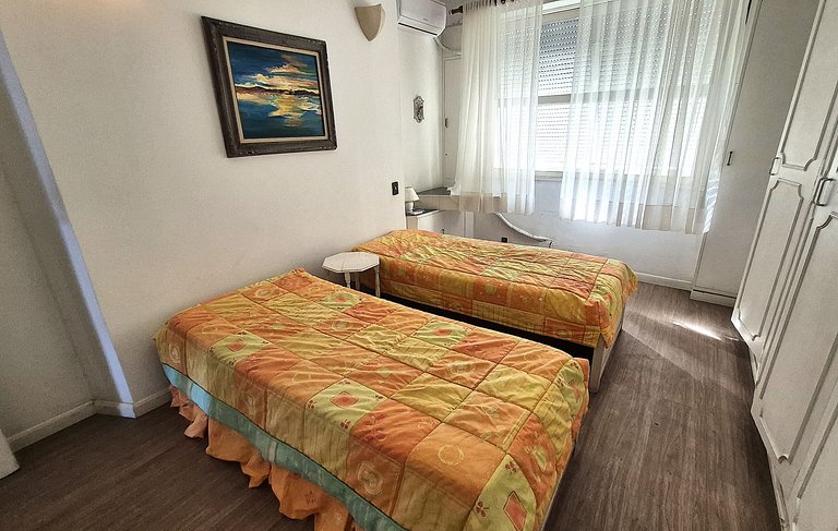 Apartamento 3 quartos com linda vista mar