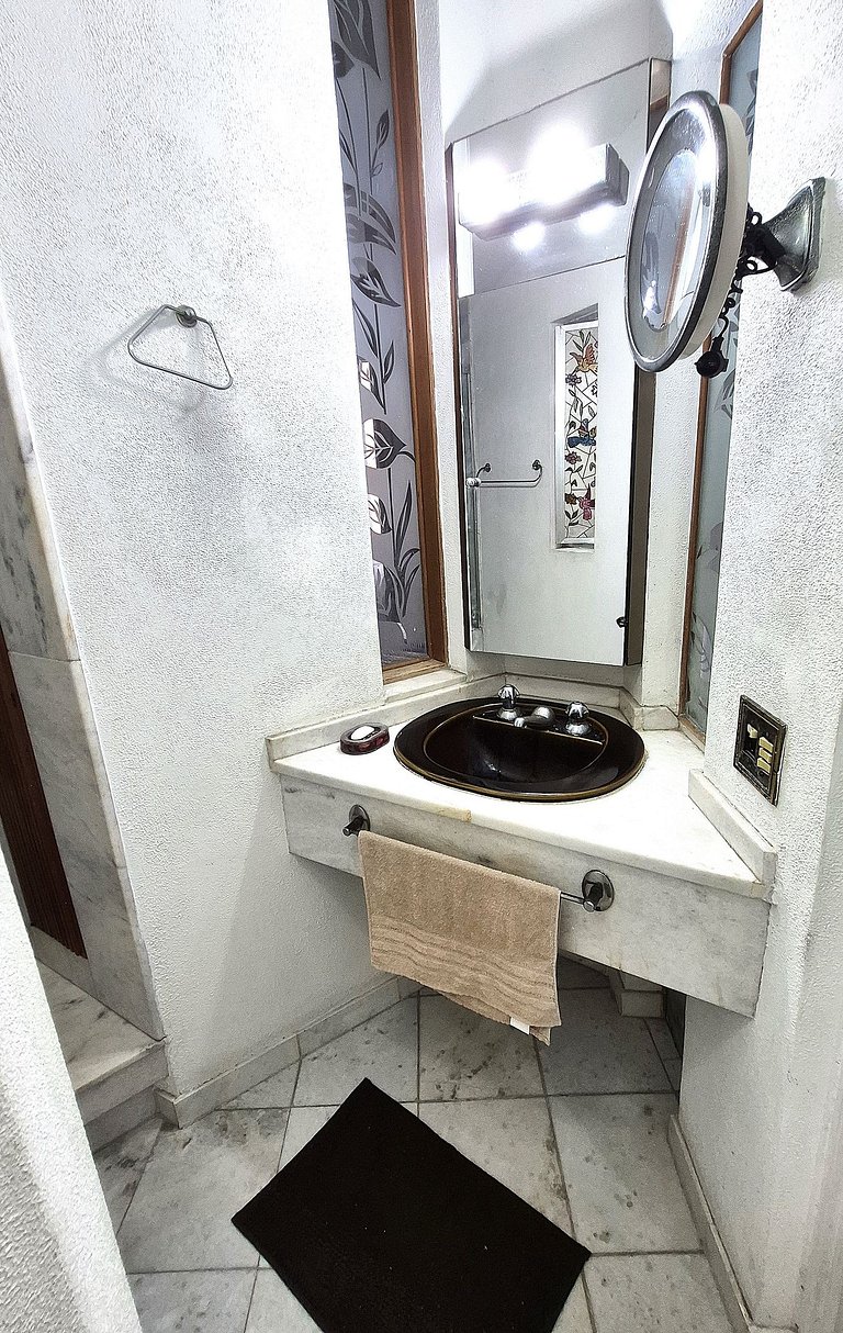 Apartamento 3 quartos com linda vista mar