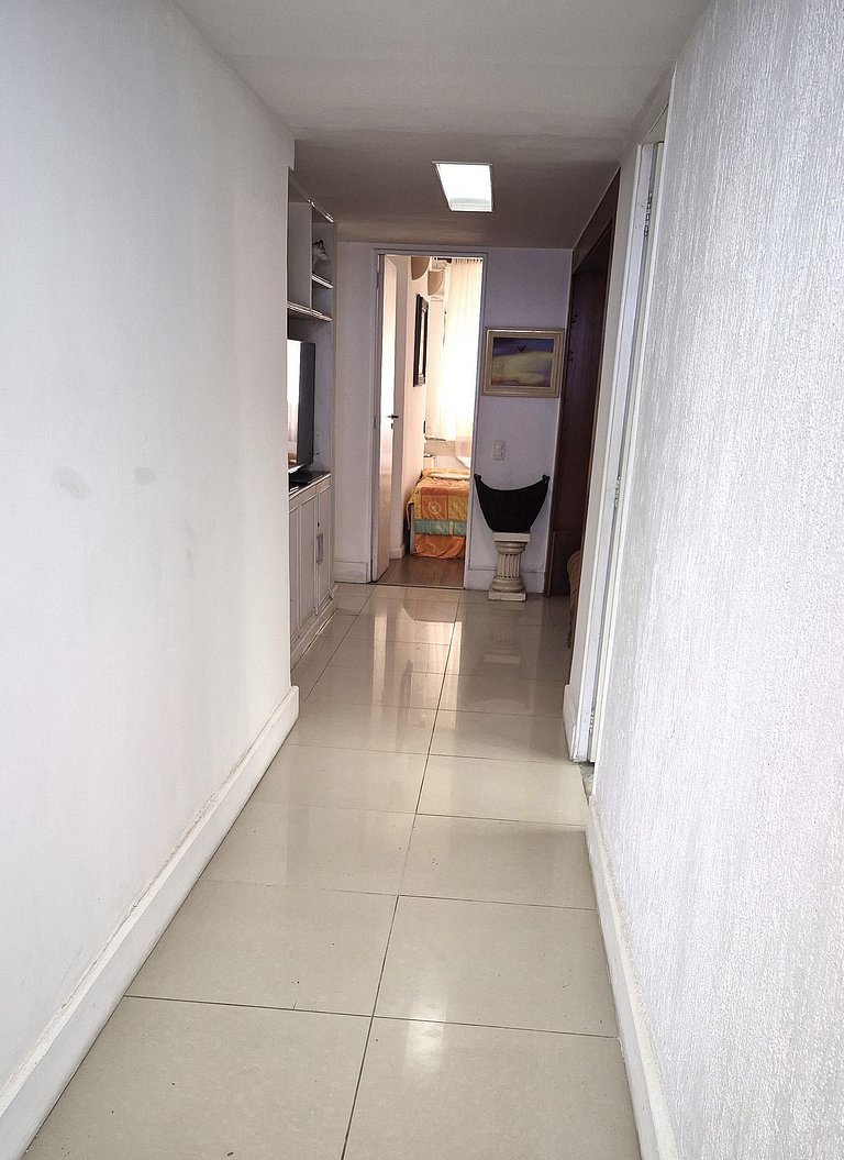 Apartamento 3 quartos com linda vista mar
