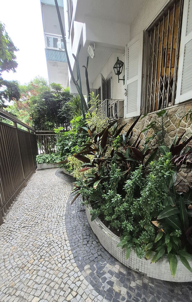 Privacy and comfort few steps from the beach