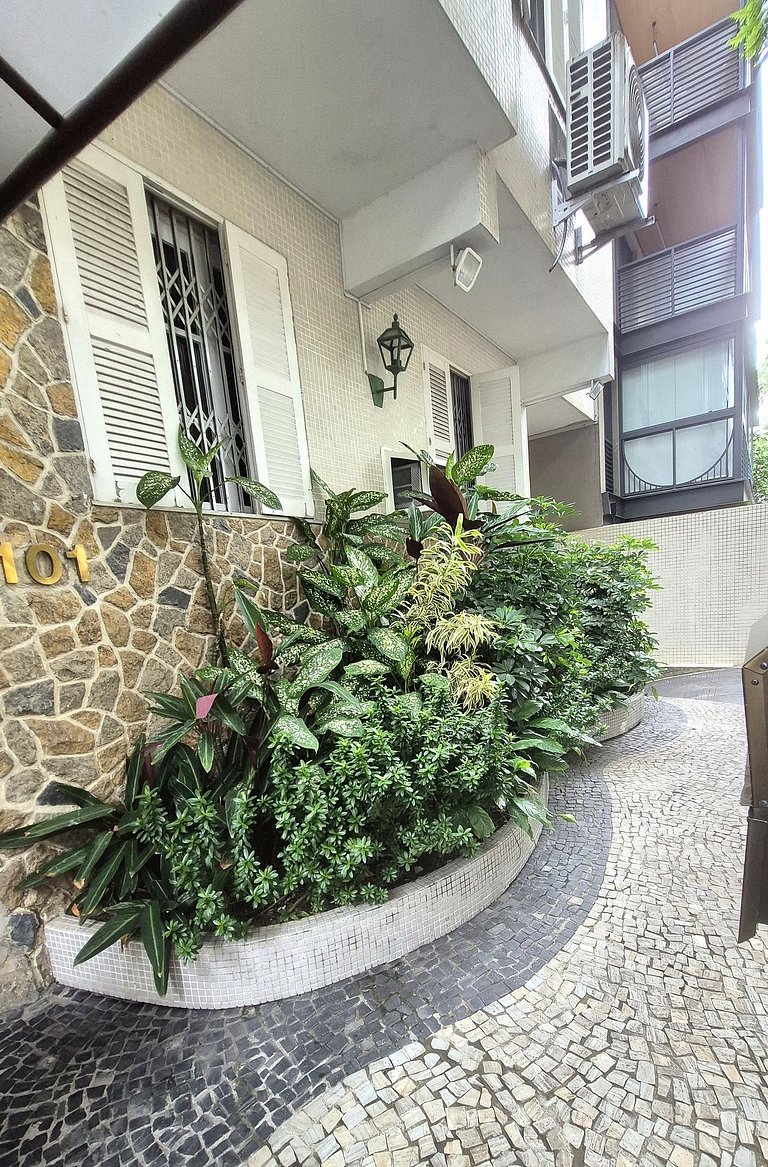 Privacy and comfort few steps from the beach