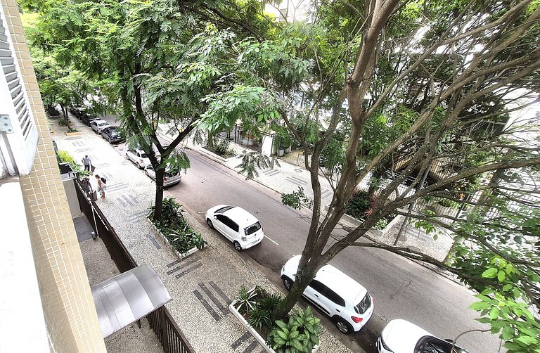 Privacidade e conforto poucos passos da praia