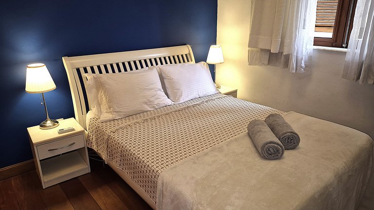Cozy Ipanema refuge: Private, steps from the Beach