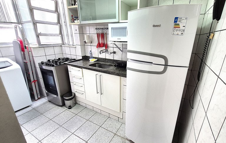 Comfort and privacy 1 block from the beach