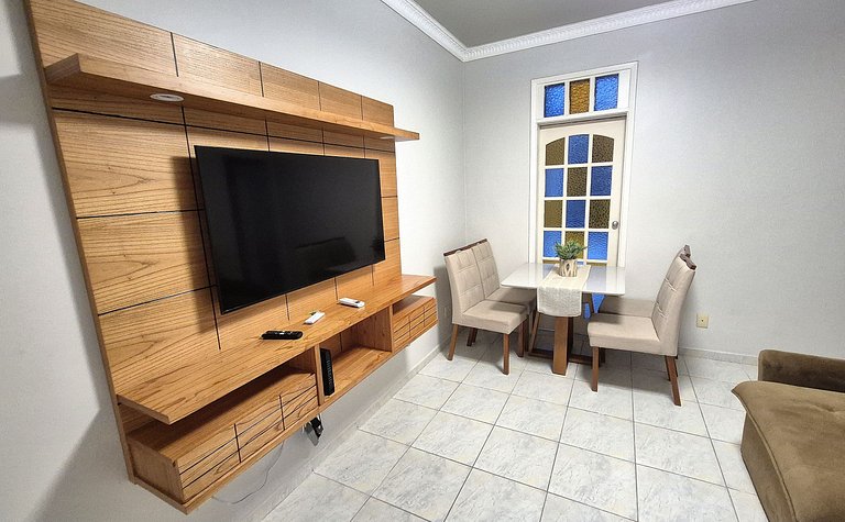 Comfort and privacy 1 block from the beach