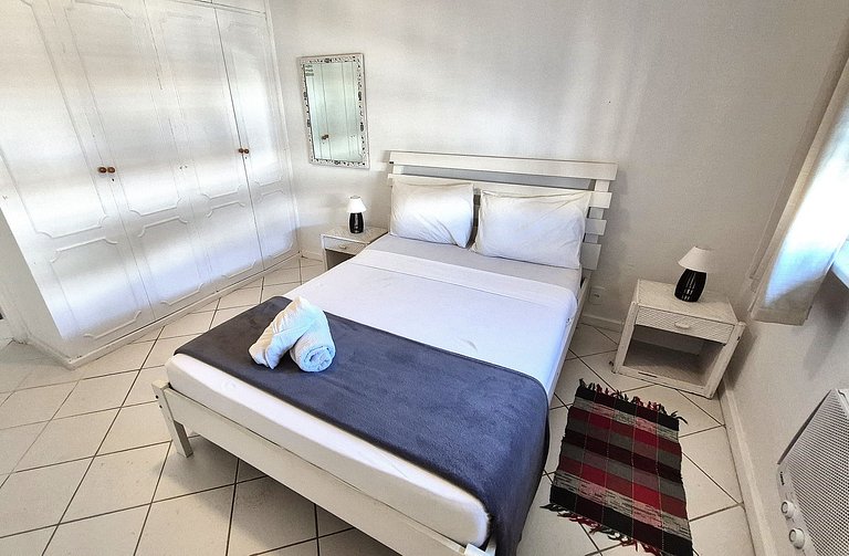 Close to Arpoador, Ipanema e Copacabana beaches