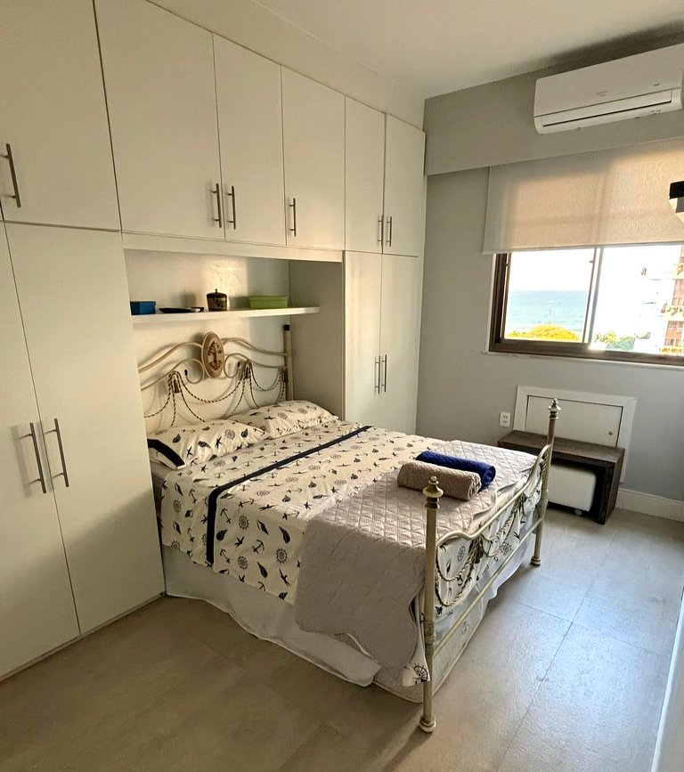 Apartamento com vista mar até 4 pessoas
