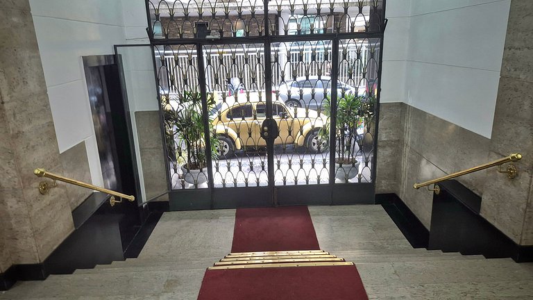 Conforto e privacidade a poucos metros do mar