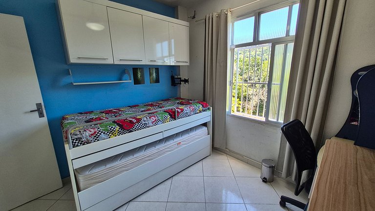 Tranquilo con vista al Cristo Redentor.