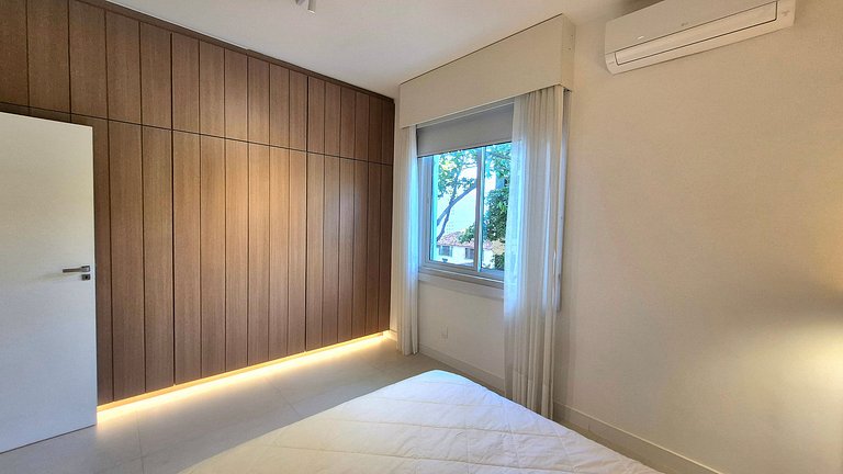 Ipanema New Year 2025