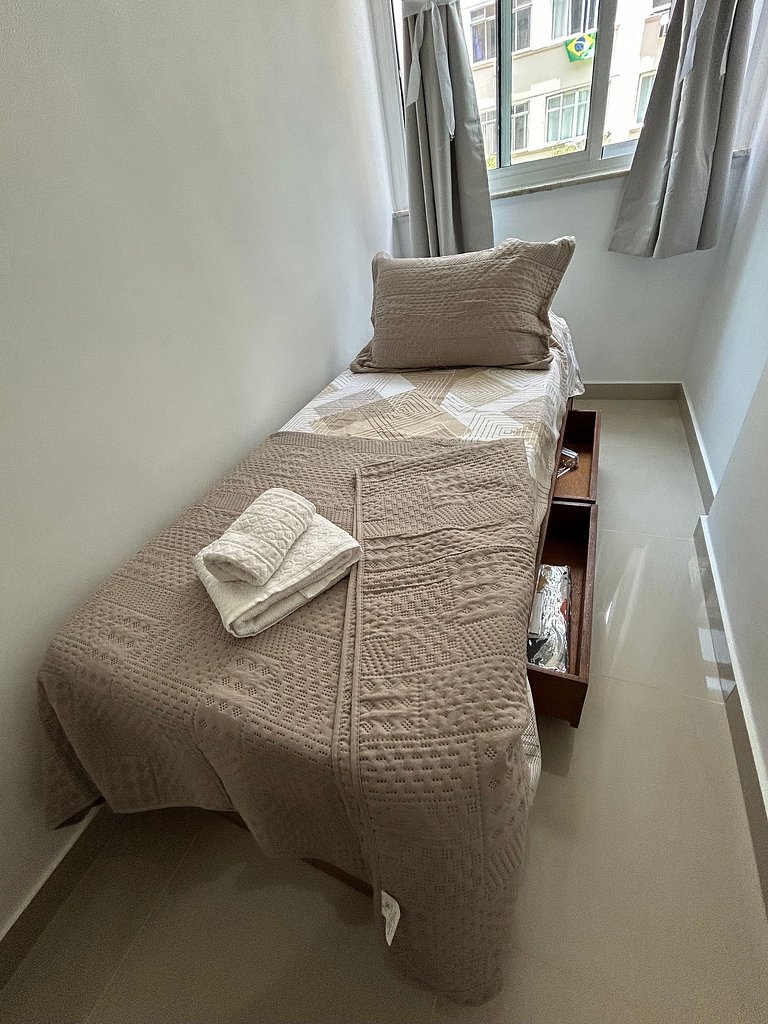 Comfort and safety close to the sea.