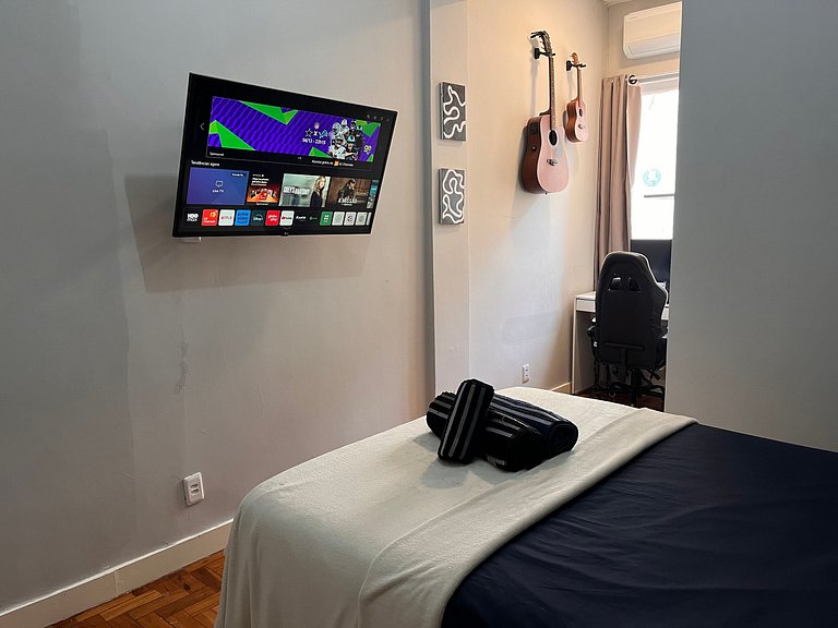 Copacabana, close to metro station and beach.