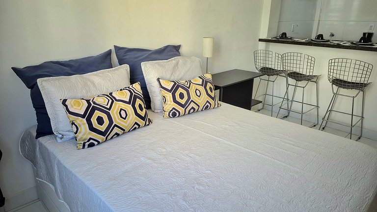 Cozy flat 2 blocks from the beach