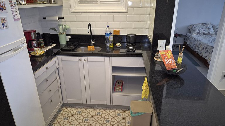 Dormitorio y sala de estar a 2 cuadras de la playa.