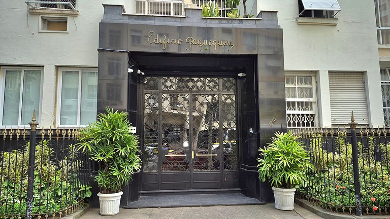 Copacabana Post 6, just one block from the beach