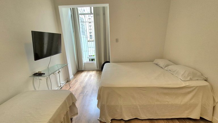 Copacabana Puesto 6, a sólo una cuadra de la playa.