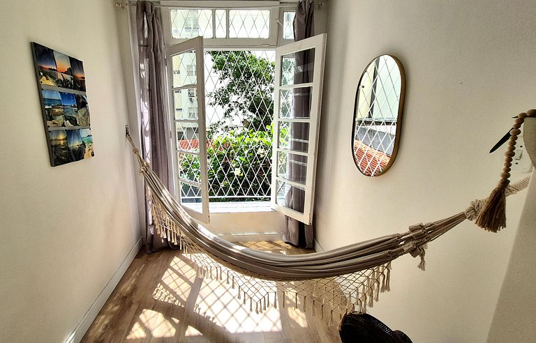 Copacabana posto 6 apenas 1 quadra da praia