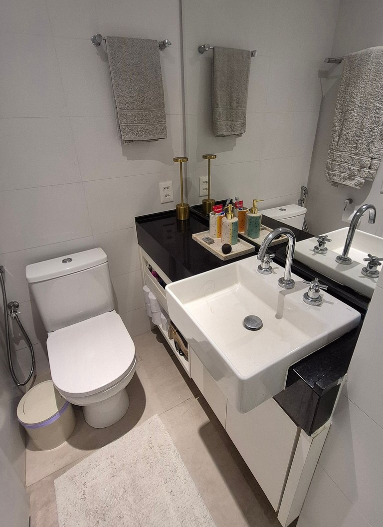 Cobertura duplex 1 quadra da praia