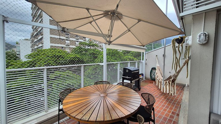 Cobertura duplex 1 quadra da praia