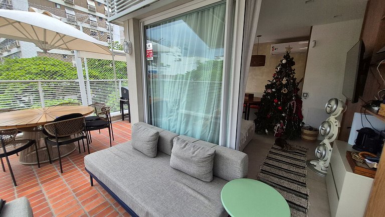 Cobertura duplex 1 quadra da praia